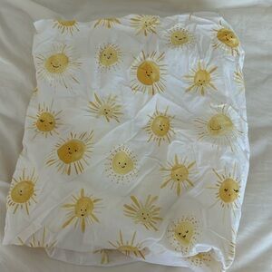 Pottery Barn Kids Sunburst Bedding Sheet - White and Yellow
